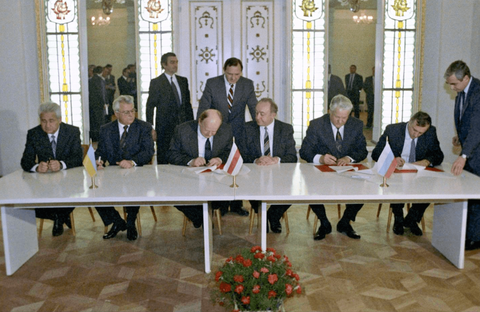 Подписание Беловежских соглашений, 8 декабря 1991 года