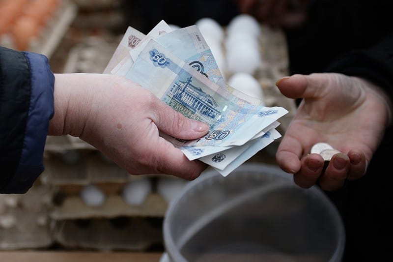 Минфин анонсировал резкое падение доходов россиян вопреки словам Путина