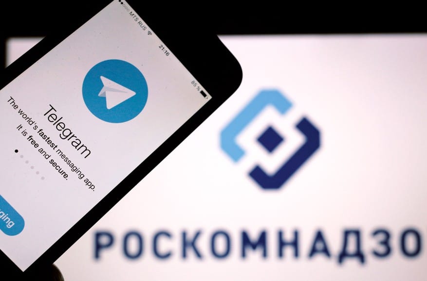 Роскомнадзор запретил государственным организациям использовать иностранные мессенджеры. Под запрет попали в том числе WhatsApp и Telegram