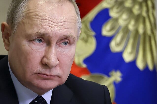 Путин заявил о строительстве хранилища для тактического ядерного оружия в Беларуси