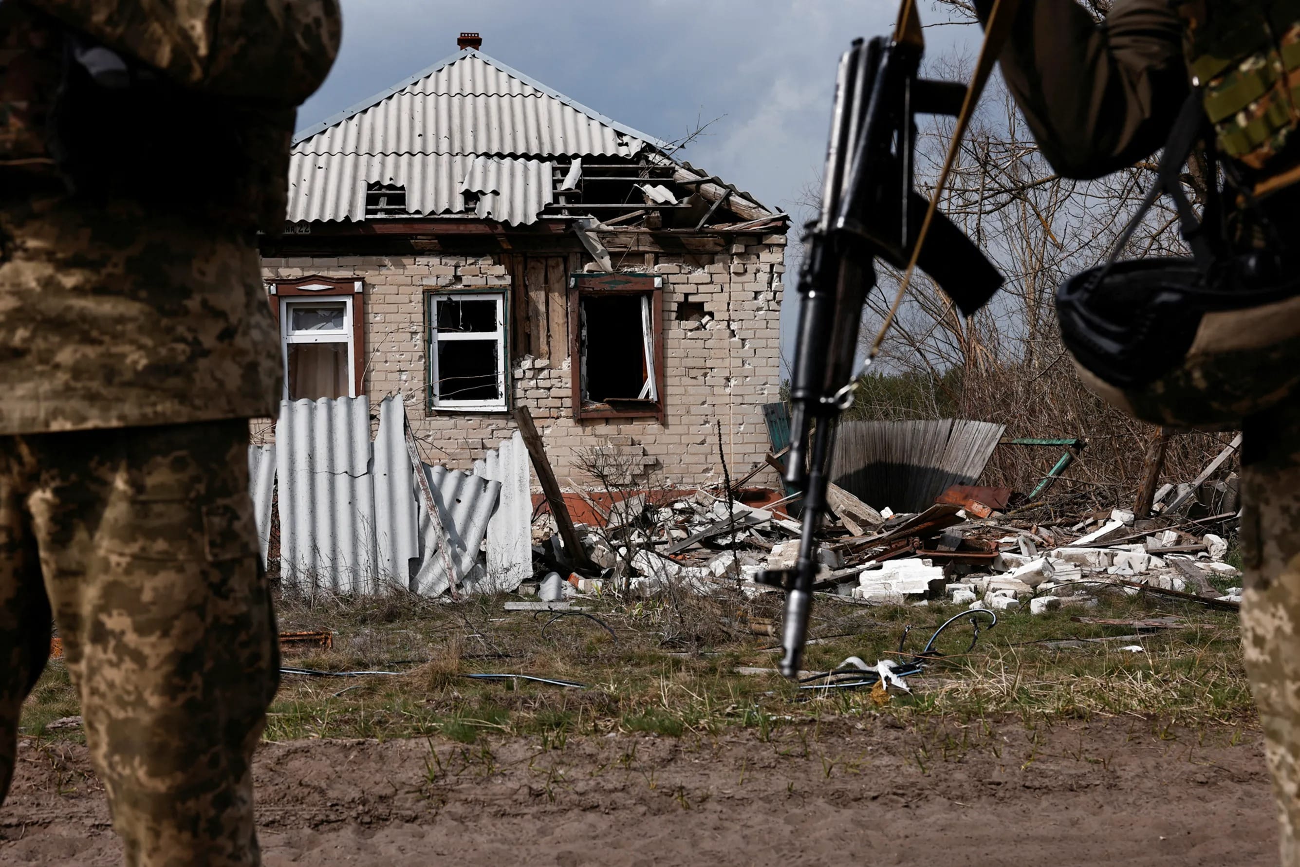 Военные из Тувы рассказали, что их заперли в подвале на запорожском направлении
